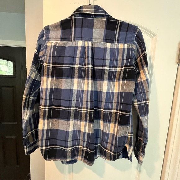 ~Uniqlo~ Blue Plaid Button-Up Shirt - Picture 3 of 4